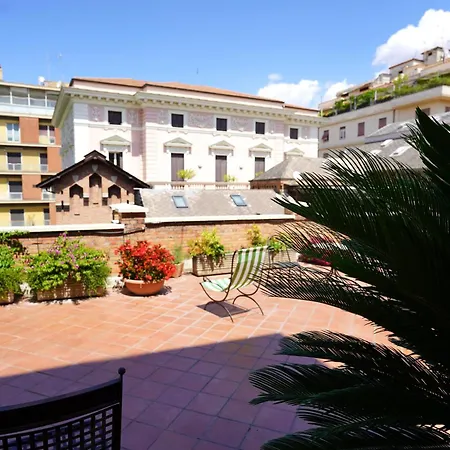 Appartement Renewed Historic Flat In Rome